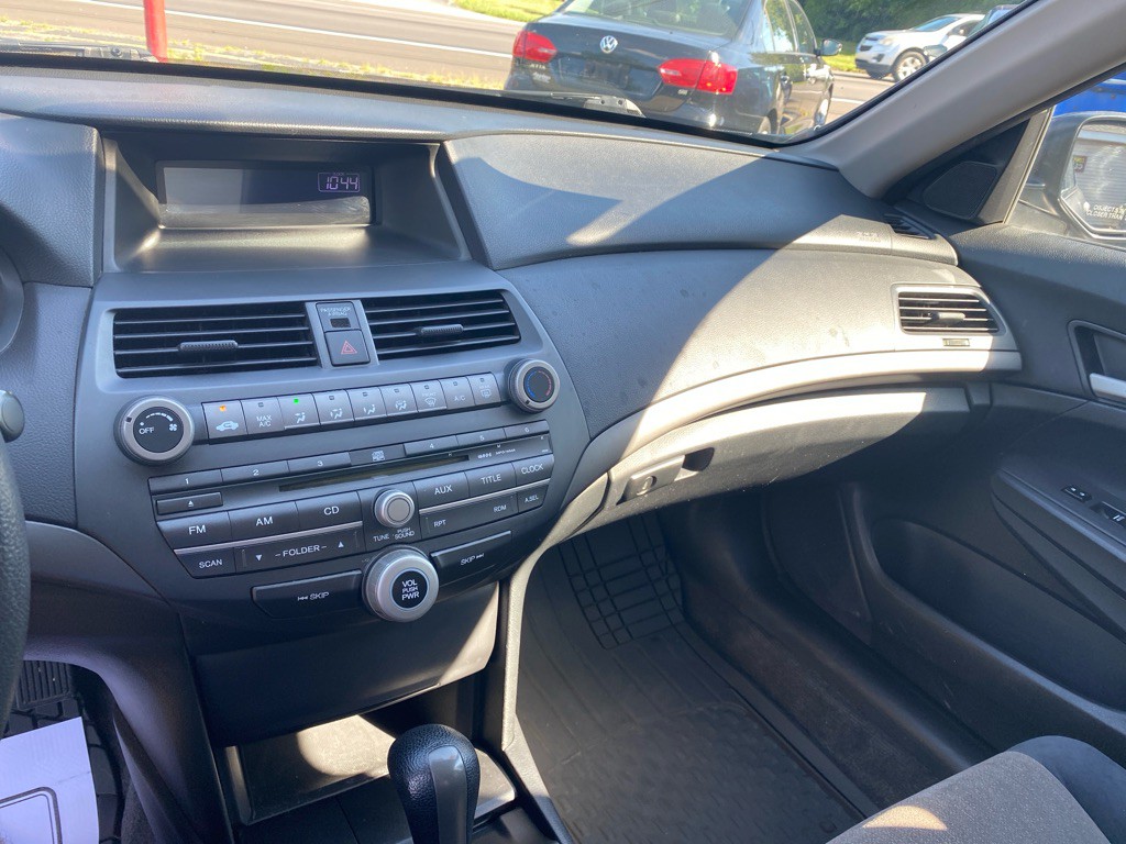 2010 Honda Accord Image 12