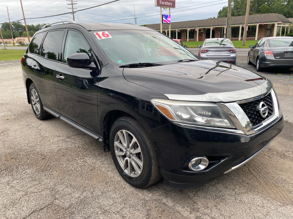 2016 Nissan Pathfinder Image 5