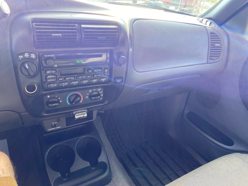 2001 Ford Ranger Image 10