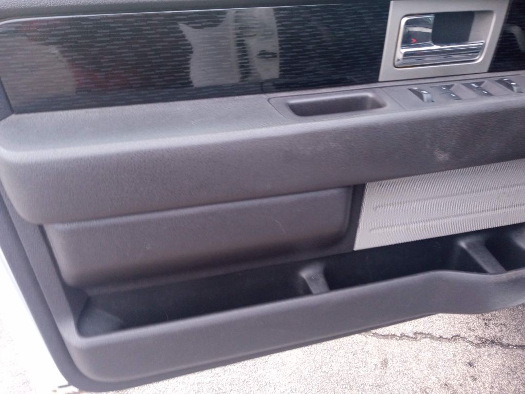 2010 Ford F-150 Image 7