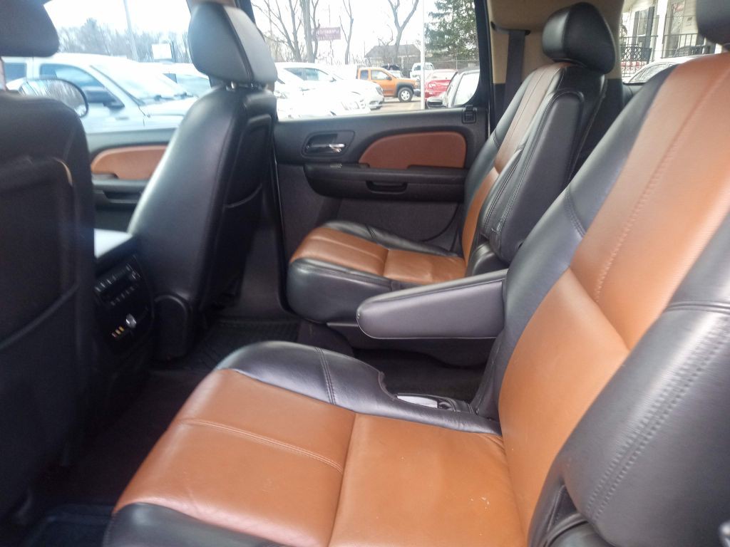 2007 Chevrolet Suburban Image 7