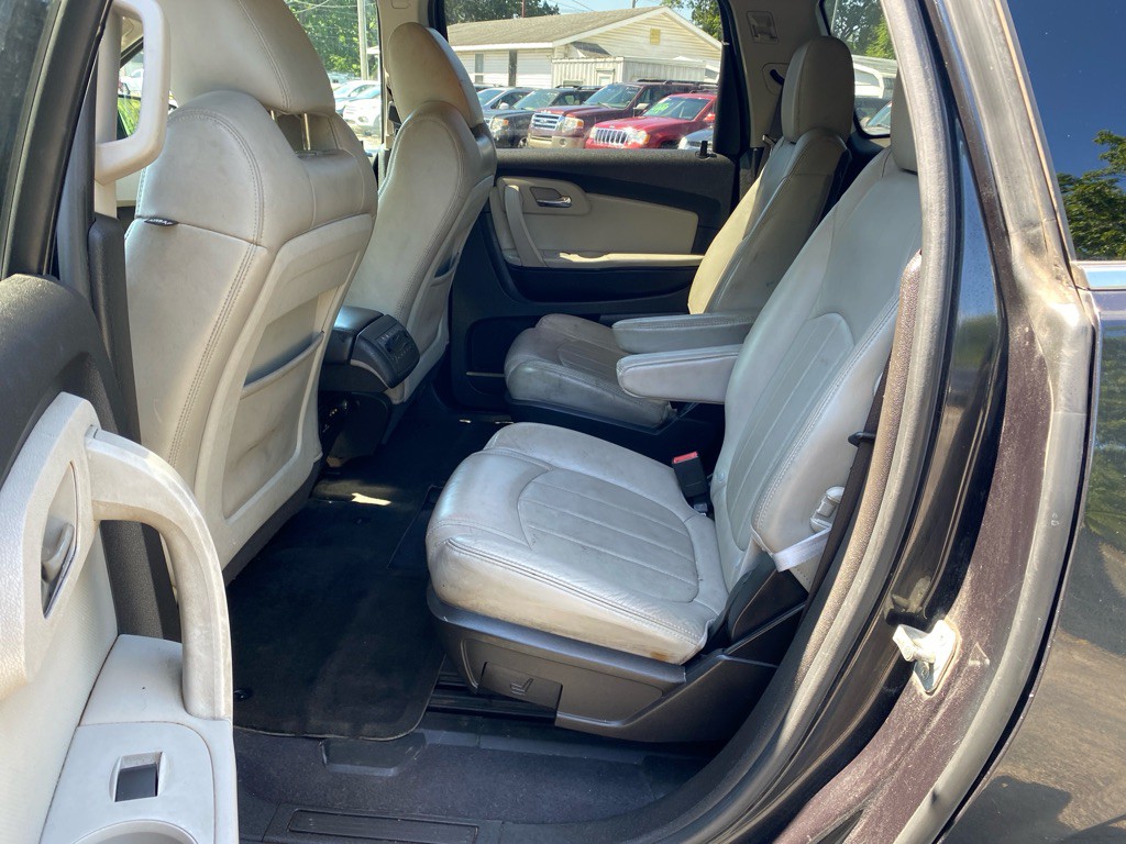 2011 Chevrolet Traverse Image 10