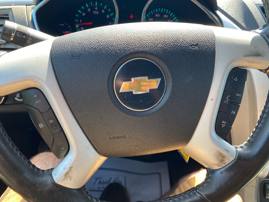 2011 Chevrolet Traverse Image 16