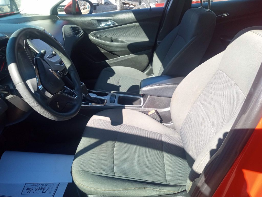 2018 Chevrolet Cruze Image 6