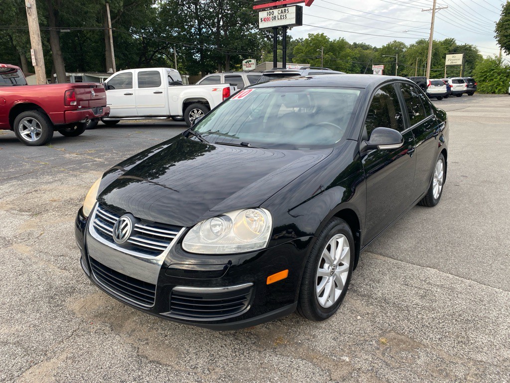 2010 Volkswagen Jetta Image 1