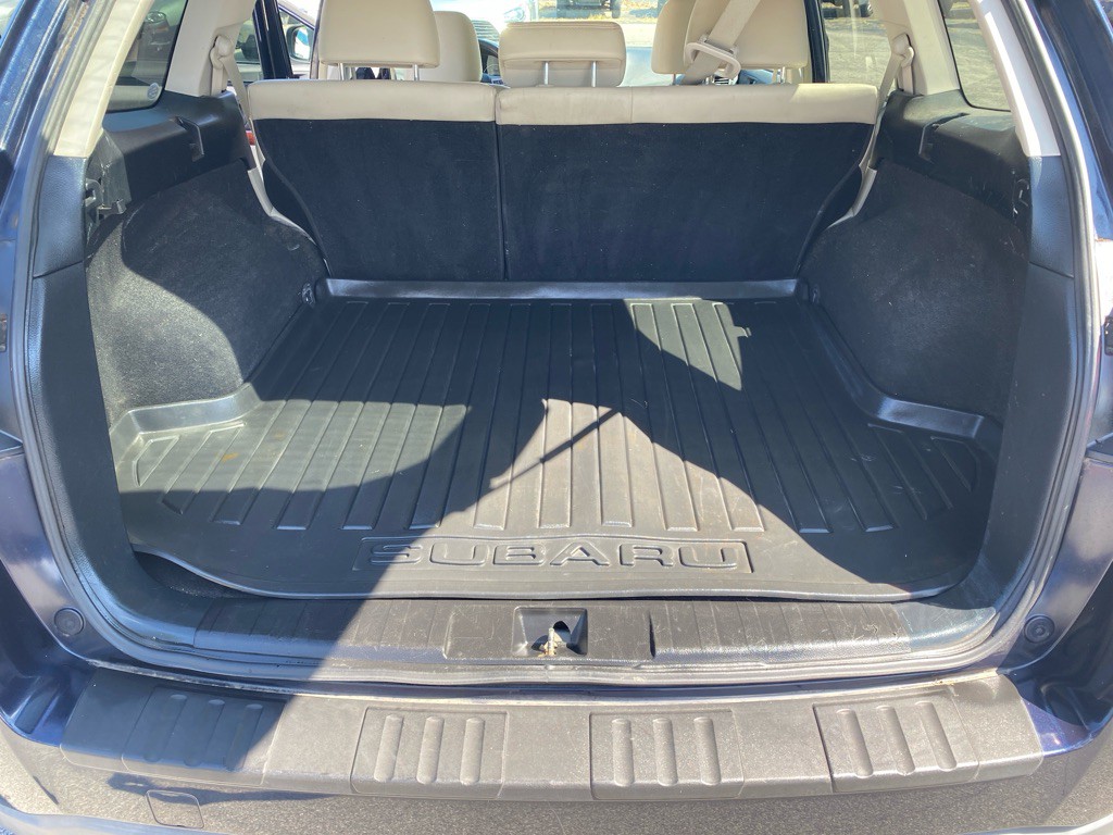 2012 Subaru Outback Image 11