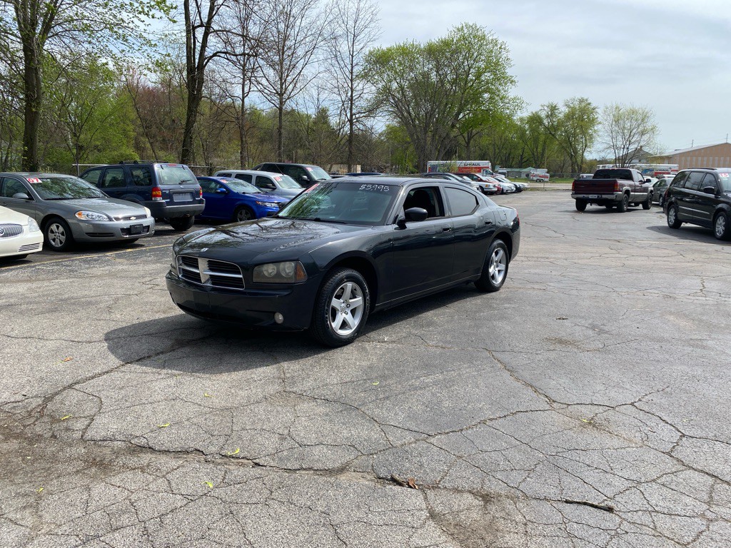 2010 Dodge Charger Image 1