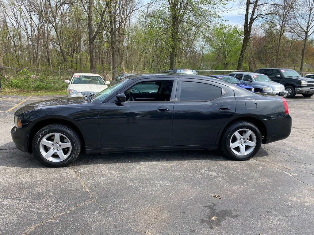 2010 Dodge Charger Image 2