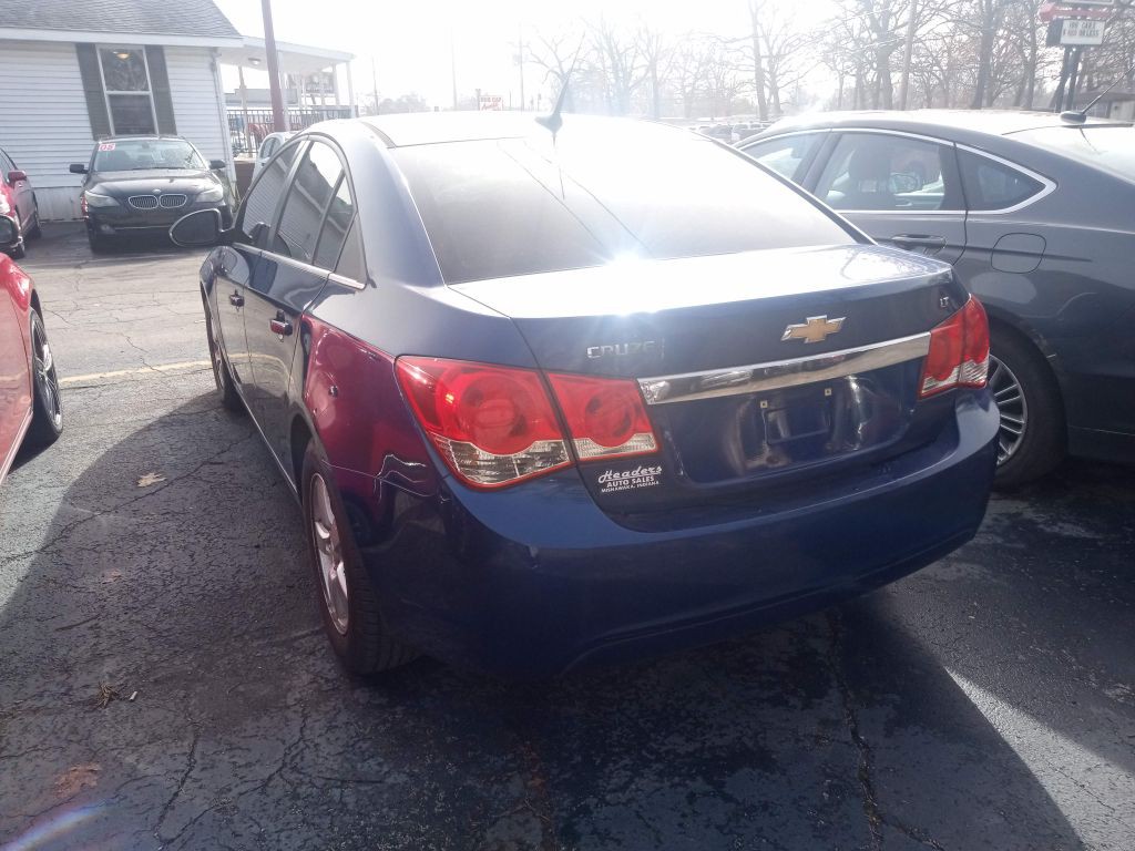 2012 Chevrolet Cruze Image 3