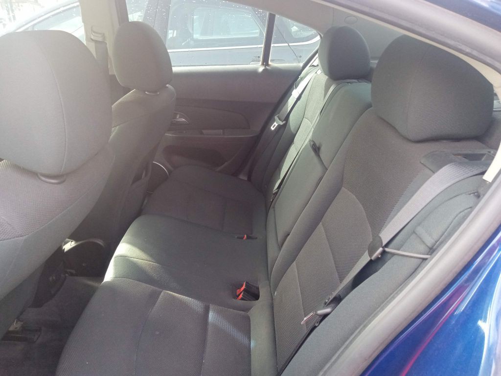 2012 Chevrolet Cruze Image 9