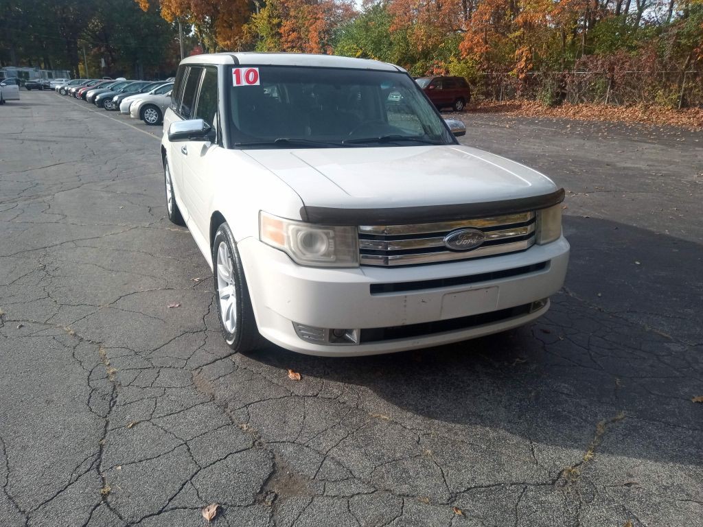 2010 Ford Flex Image 2