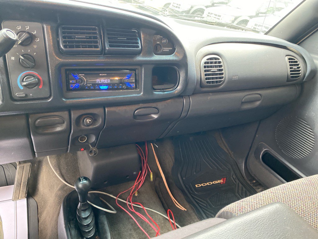 2001 Dodge Ram 1500 Image 11