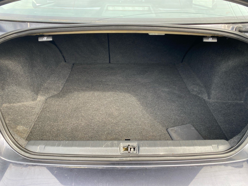 2013 Subaru Legacy Image 11