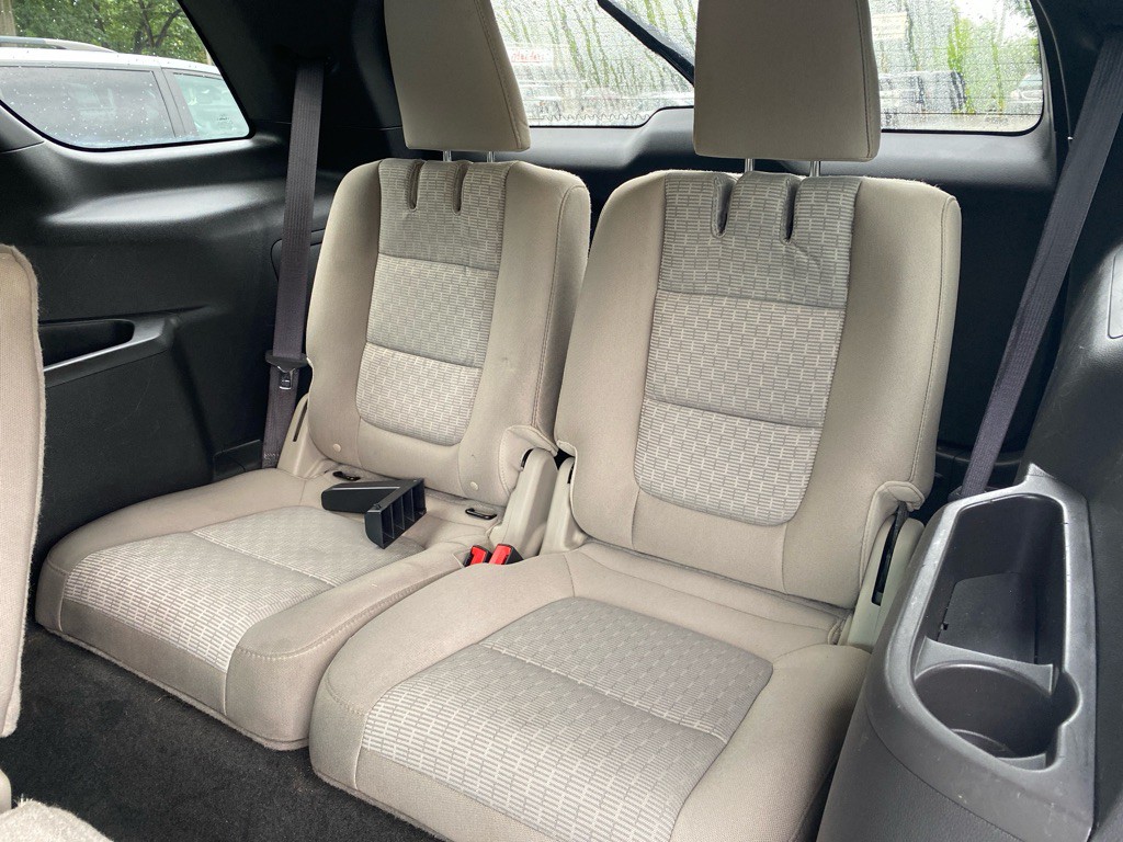 2013 Ford Explorer Image 11