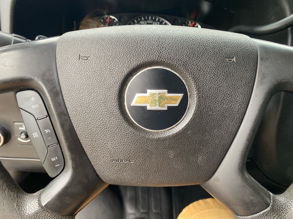 2013 Chevrolet Express Image 13