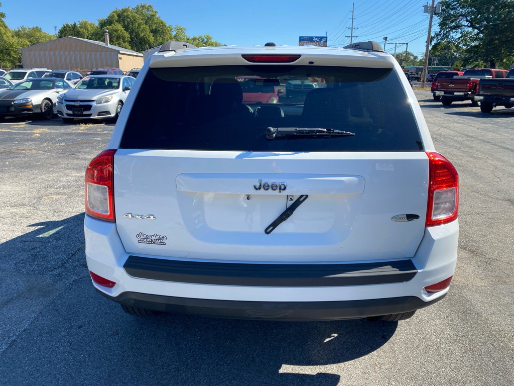 2012 Jeep Compass Image 3