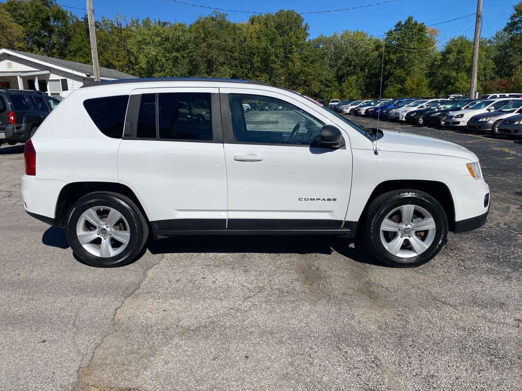 2012 Jeep Compass Image 4