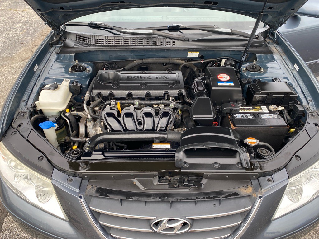 2010 Hyundai Sonata Image 7