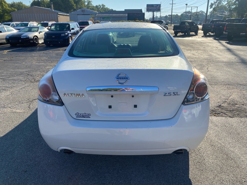 2009 Nissan Altima Image 3