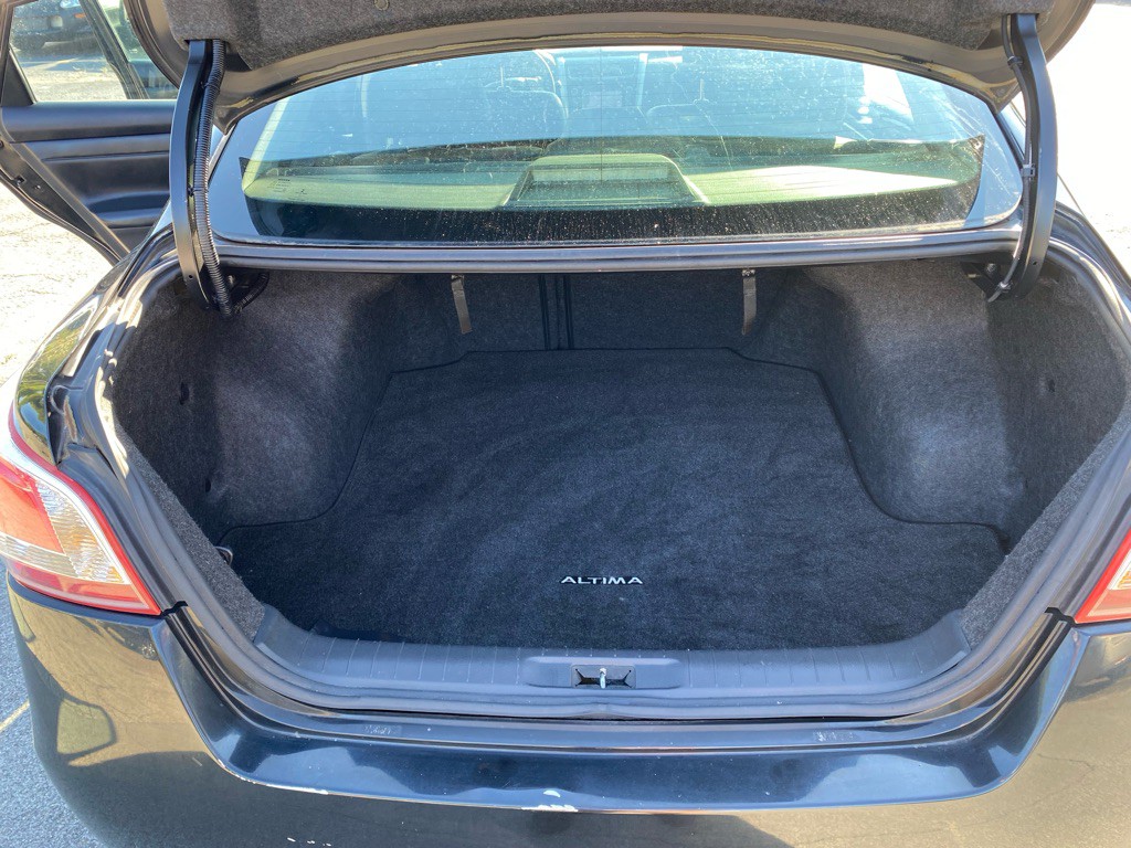 2013 Nissan Altima Image 11
