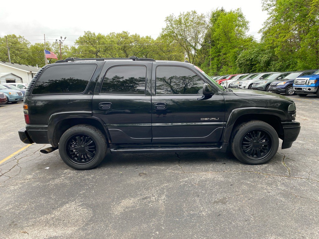 2004 GMC Yukon Image 4