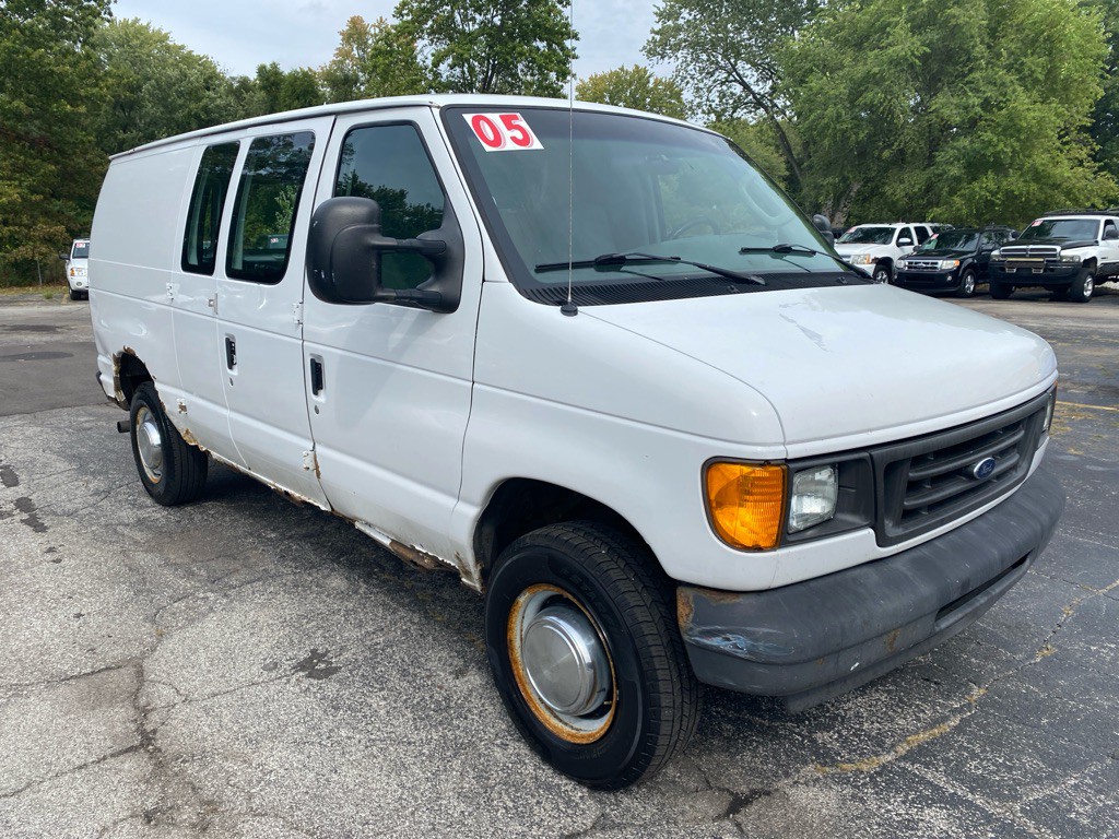 2005 Ford Econoline Image 5
