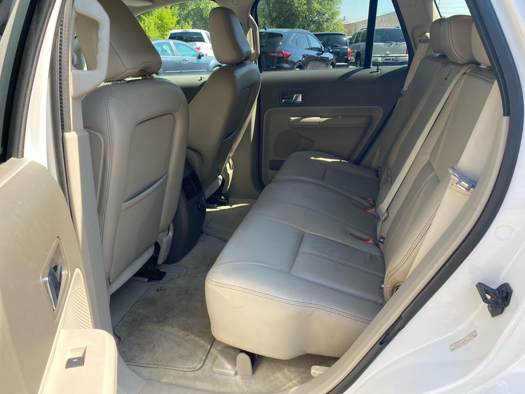 2010 Ford Edge Image 10