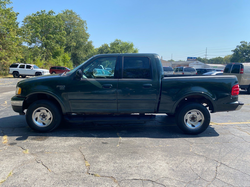 2003 Ford F-150 Image 2