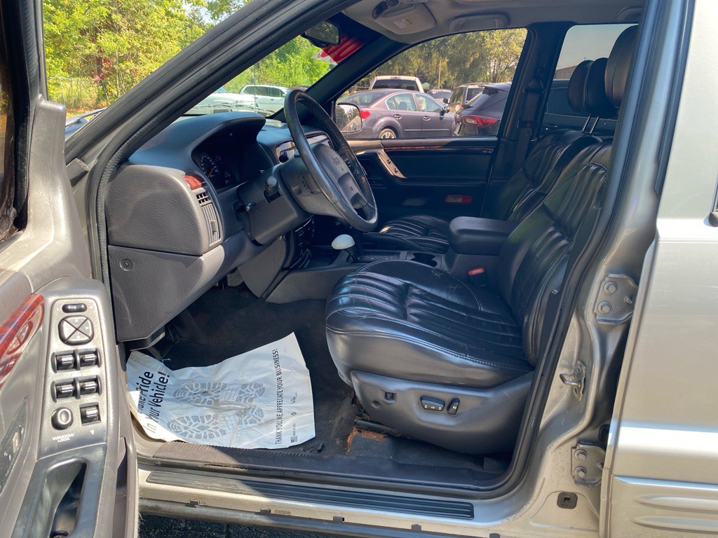 2000 Jeep Grand Cherokee Image 9