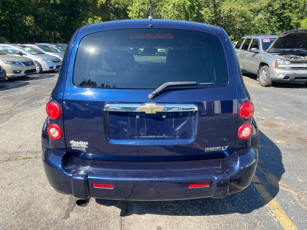 2010 Chevrolet HHR Image 3