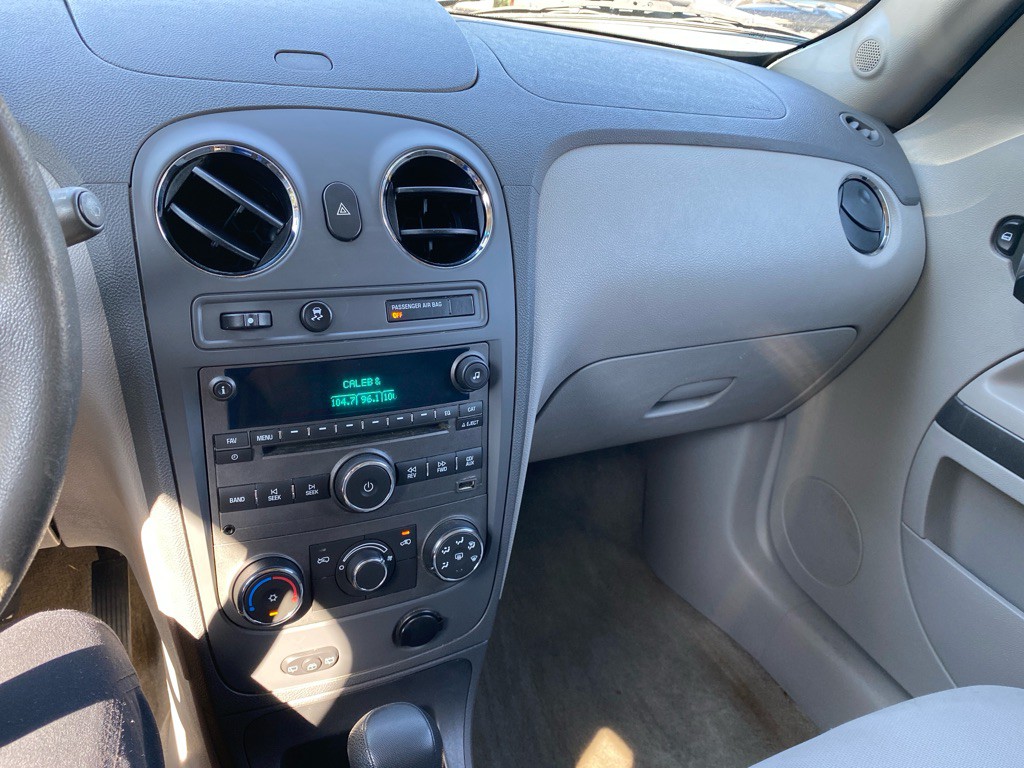 2010 Chevrolet HHR Image 12