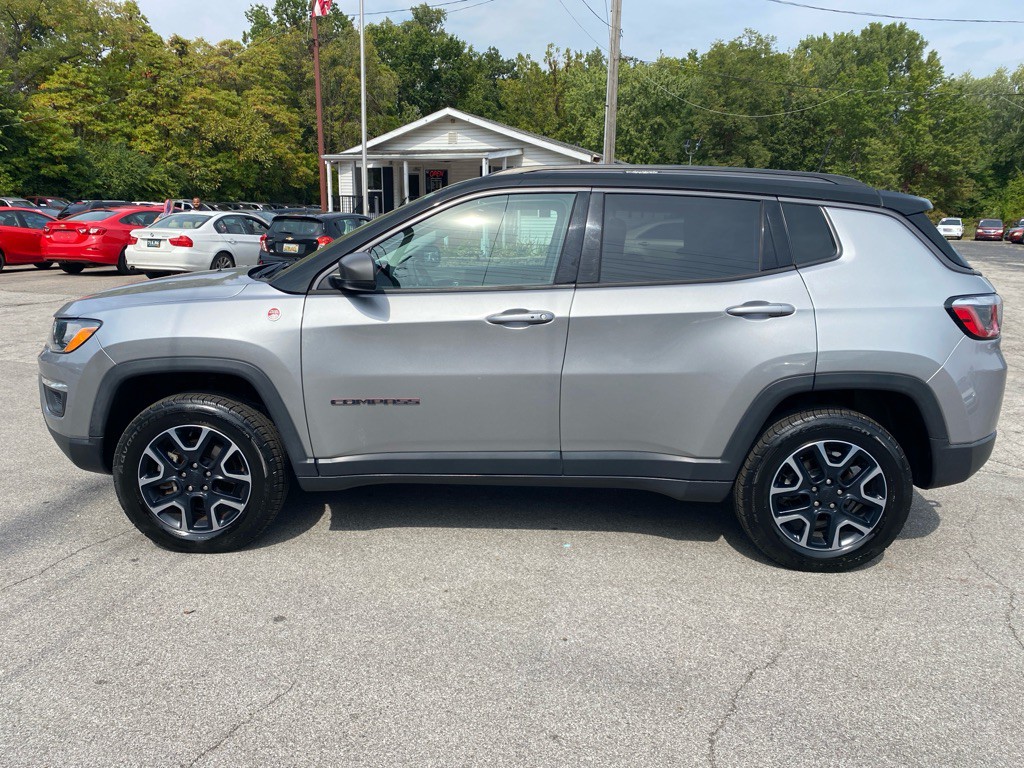 2019 Jeep Compass Image 2