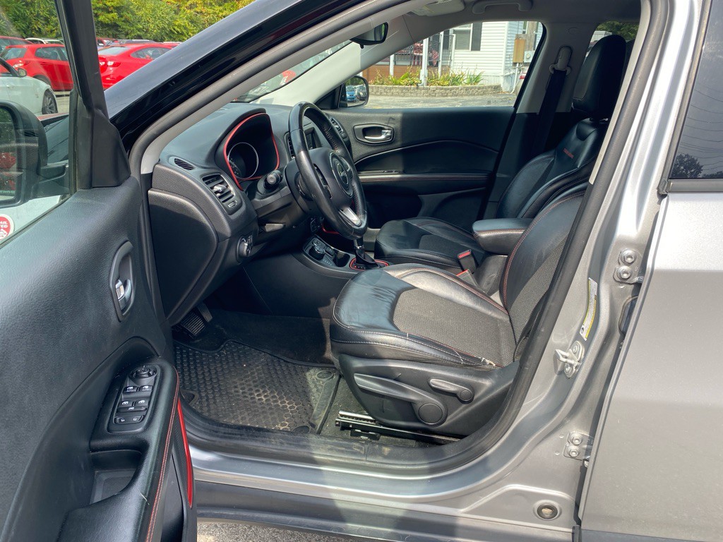2019 Jeep Compass Image 8
