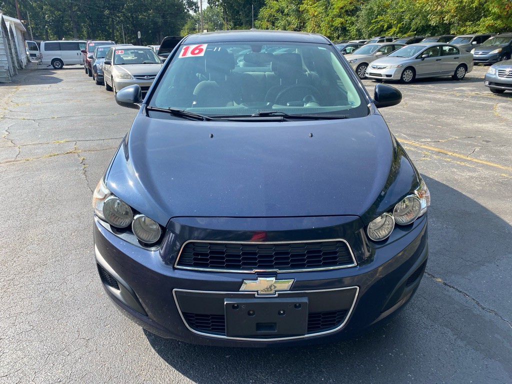 2016 Chevrolet Sonic Image 6