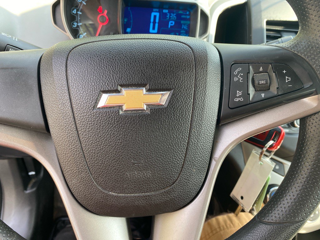 2016 Chevrolet Sonic Image 13
