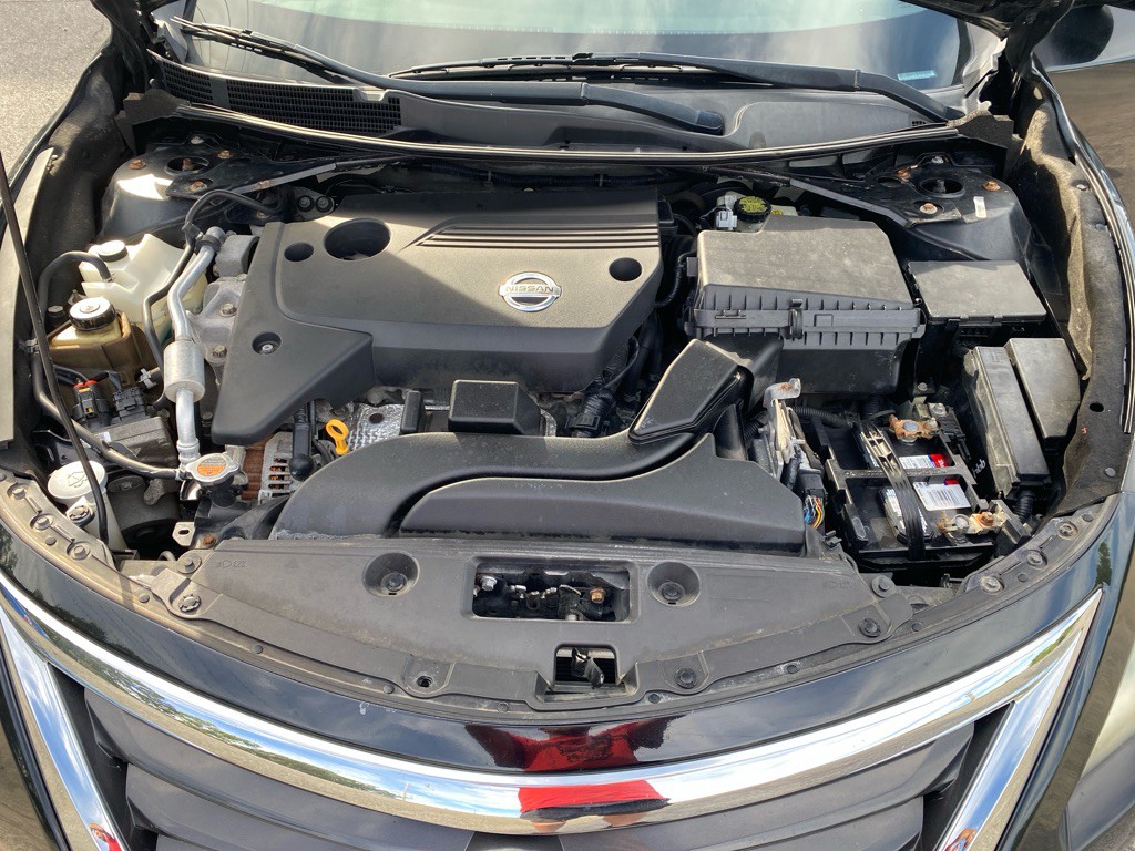 2014 Nissan Altima Image 7