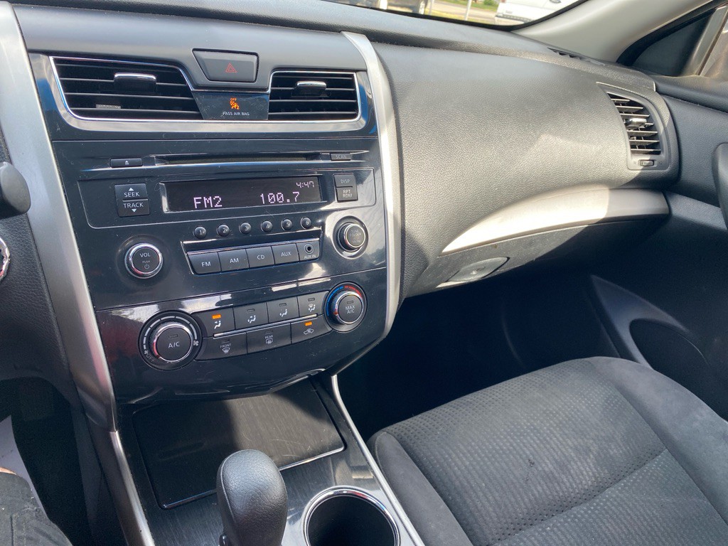 2014 Nissan Altima Image 12
