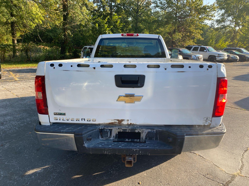 2011 Chevrolet Silverado 1500 Image 3