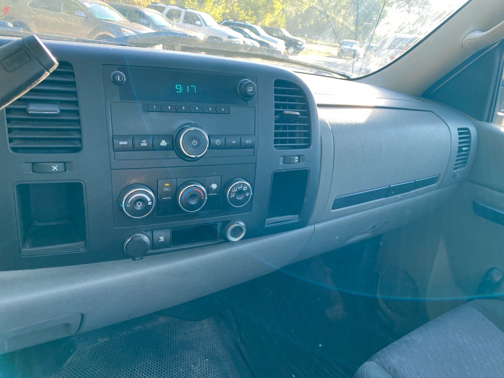 2011 Chevrolet Silverado 1500 Image 11