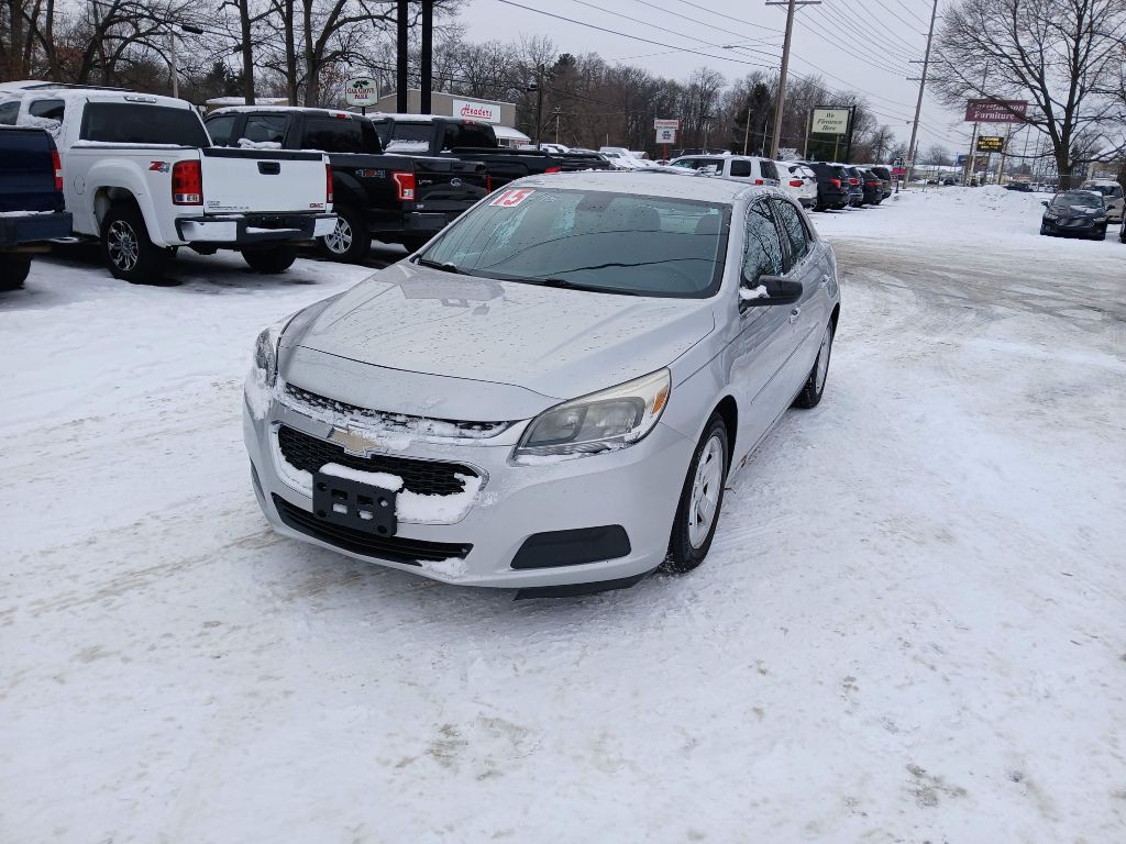 2015 Chevrolet Malibu Image 1