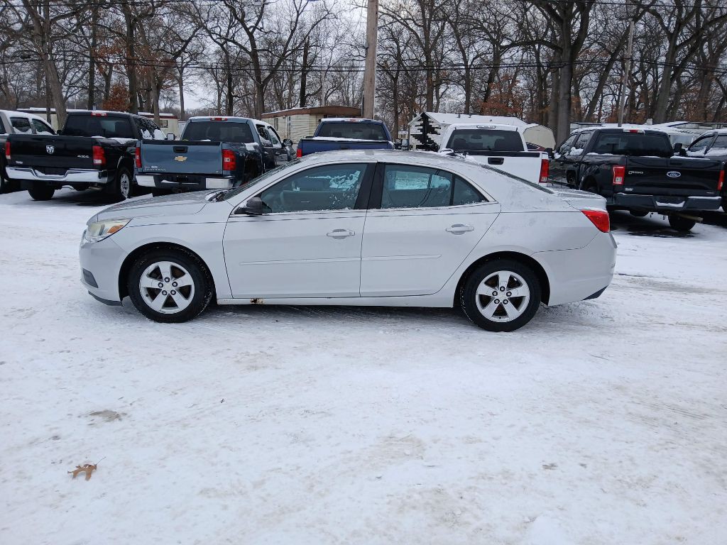 2015 Chevrolet Malibu Image 3