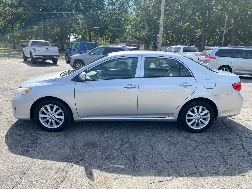 2009 Toyota Corolla Image 2