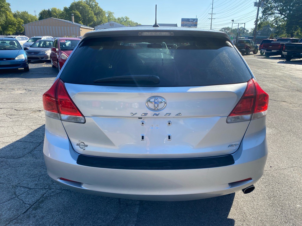 2011 Toyota Venza Image 3