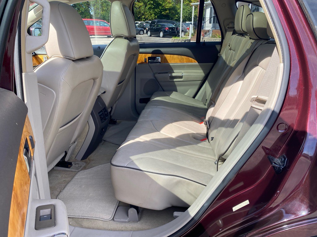 2011 Lincoln MKX Image 10
