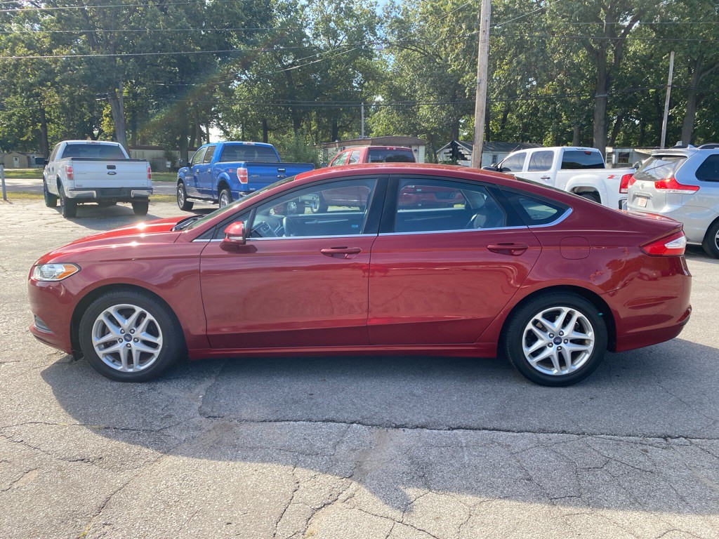 2014 Ford Fusion Image 2