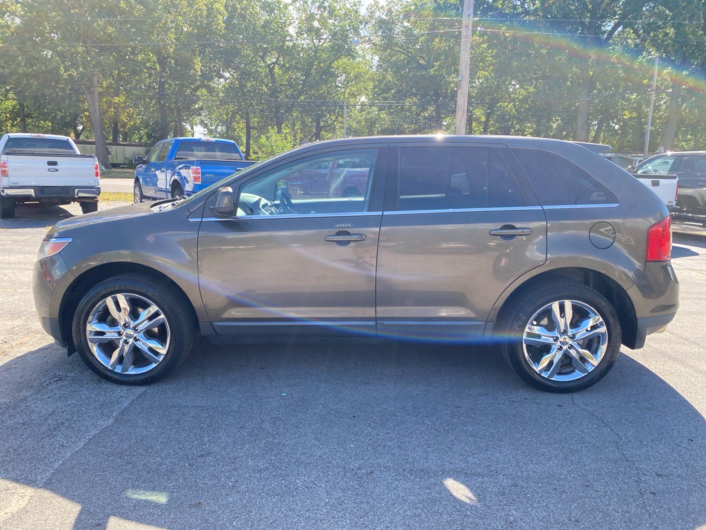 2011 Ford Edge Image 2