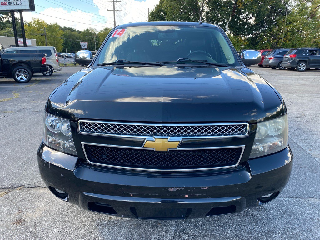 2014 Chevrolet Suburban Image 6