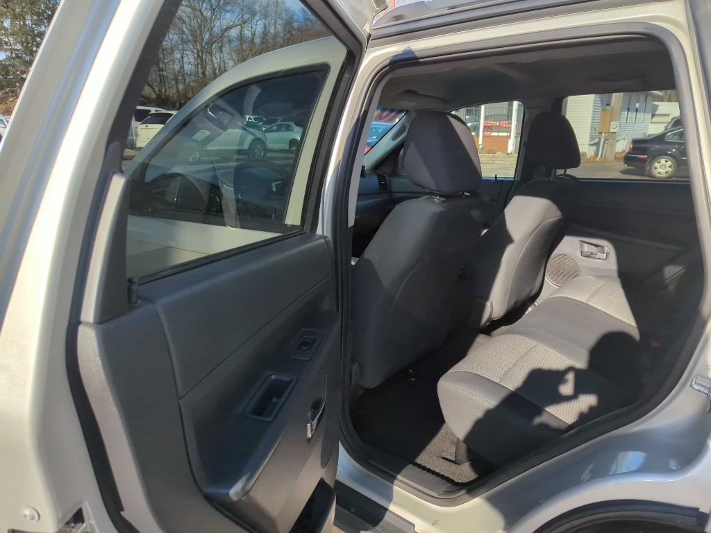 2010 Jeep Grand Cherokee Image 19