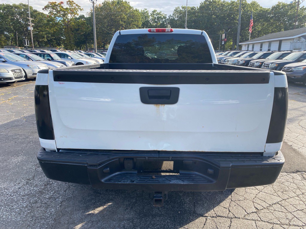 2011 GMC Sierra Image 3