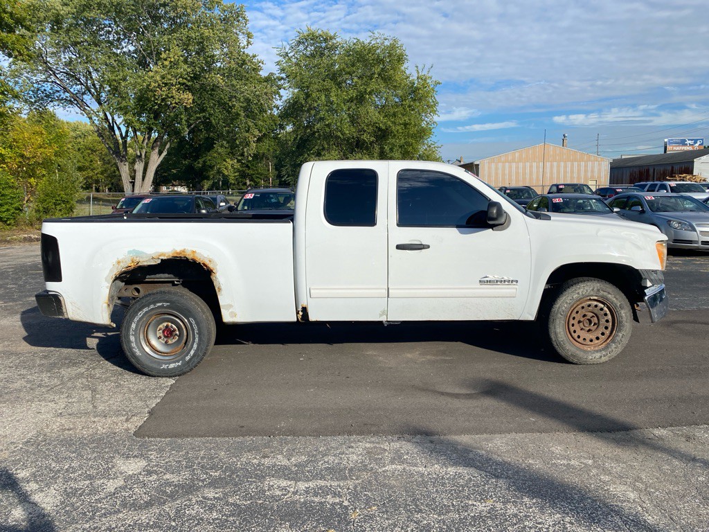 2011 GMC Sierra Image 4